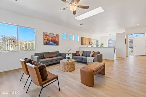 Living - 9896 E Wind Dancer Dr, Tucson, AZ 85748 photo 2 of 2