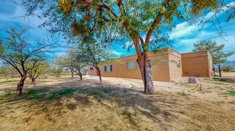 10410 N Gila Rd, Tucson, AZ 85742