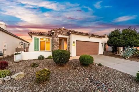 12880 N Salt Cedar Dr, Oro Valley, AZ 85755