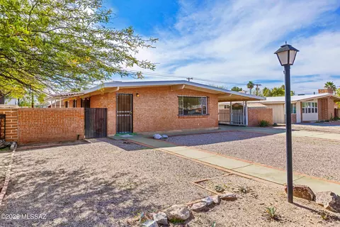 4320 E Hayhurst St, Tucson, AZ 85712
