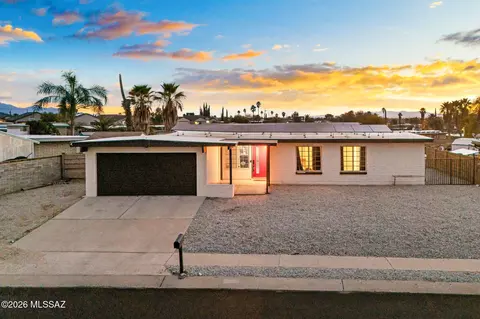 3012 S Hoffman Ln, Tucson, AZ 85730
