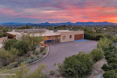4975 N Camino Esplendora, Tucson, AZ 85718
