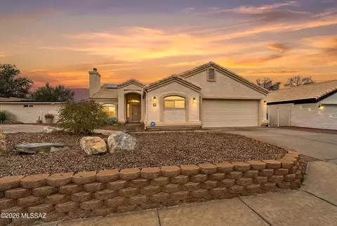 3782 W Meadow Briar Dr, Tucson, AZ 85741