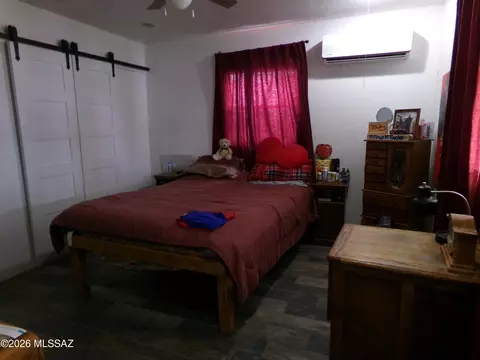 Bedroom - 2829 W Ten Gallon Trl, Willcox, AZ 85643 photo 2 of 2