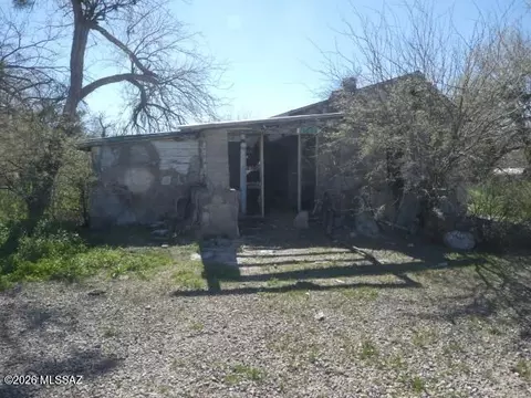86816 E Vieros St, Mammoth, AZ 85618