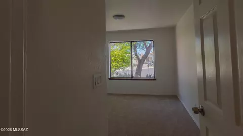 Bedroom - 310 E Highcourte Ln, Tucson, AZ 85737 photo 1 of 3