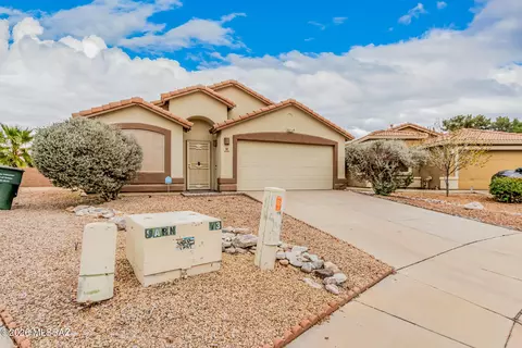 Exterior - 8509 E Sarnoff Ridge Loop, Tucson, AZ 85710 photo 6 of 6
