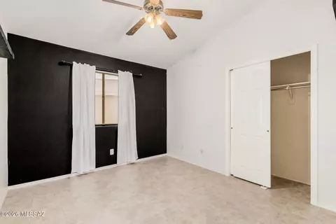 Bedroom - 8509 E Sarnoff Ridge Loop, Tucson, AZ 85710 photo 3 of 3