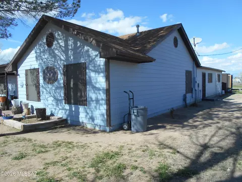 Exterior - 2578 W Willow Tree Ln, Willcox, AZ 85643 photo 3 of 10