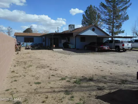 Exterior - 2578 W Willow Tree Ln, Willcox, AZ 85643 photo 9 of 10