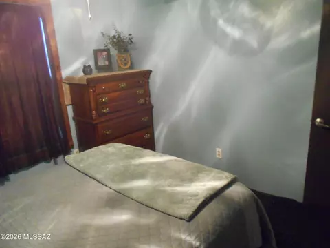 Bedroom - 2578 W Willow Tree Ln, Willcox, AZ 85643 photo 5 of 5