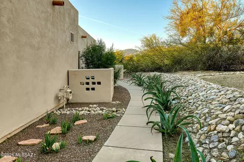 9839 E Opalite Pl, Tucson, AZ 85749 photo 33