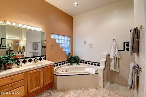 9839 E Opalite Pl, Tucson, AZ 85749 photo 23