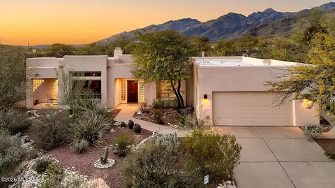 9839 E Opalite Pl, Tucson, AZ 85749