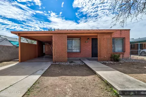 1003 W Huron St, Tucson, AZ 85745