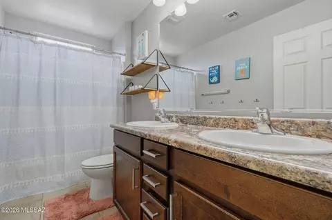 Bath - 12230 E Metz Dr, Vail, AZ 85641 photo 4 of 4