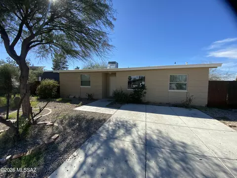 2122 S Magnolia Ave, Tucson, AZ 85711