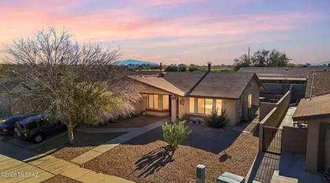 5801 S Mahan Dr, Tucson, AZ 85746
