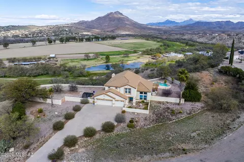 40 Kents Ave, Rio Rico, AZ 85648