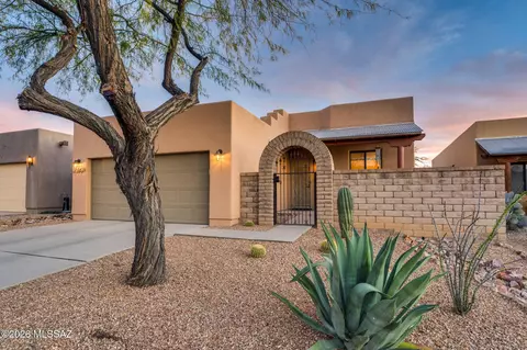10346 E Vail Trap Spring Ct, Tucson, AZ 85748