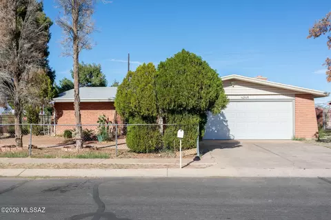 4249 E Canada Stra, Tucson, AZ 85706