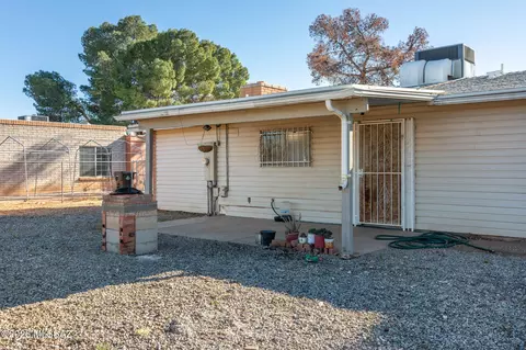 Exterior - 4249 E Canada Stra, Tucson, AZ 85706 photo 9 of 11