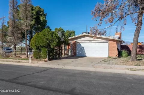 Exterior - 4249 E Canada Stra, Tucson, AZ 85706 photo 1 of 11