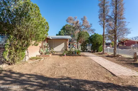 Exterior - 4249 E Canada Stra, Tucson, AZ 85706 photo 5 of 11