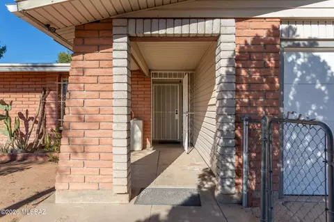 Exterior - 4249 E Canada Stra, Tucson, AZ 85706 photo 3 of 11