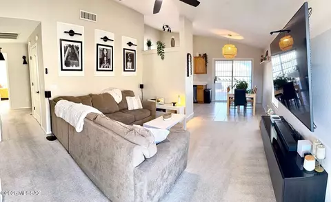 6433 E Mary Dr, Tucson, AZ 85730