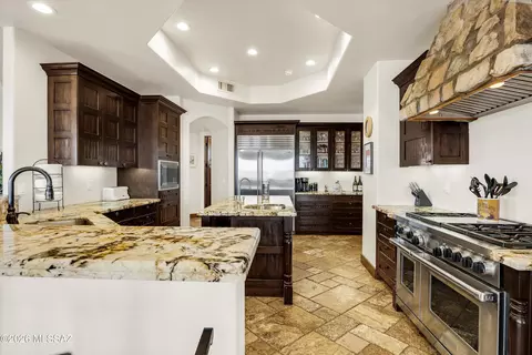 Kitchen - 370 Elgin Rd, Elgin, AZ 85611 photo 5 of 5
