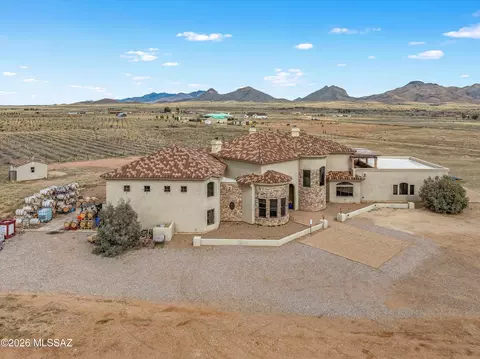 Exterior - 370 Elgin Rd, Elgin, AZ 85611 photo 2 of 6