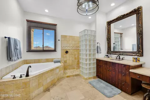 Bath - 370 Elgin Rd, Elgin, AZ 85611 photo 4 of 5