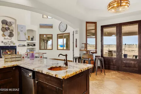 Kitchen - 370 Elgin Rd, Elgin, AZ 85611 photo 1 of 5
