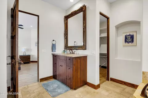 Bath - 370 Elgin Rd, Elgin, AZ 85611 photo 5 of 5