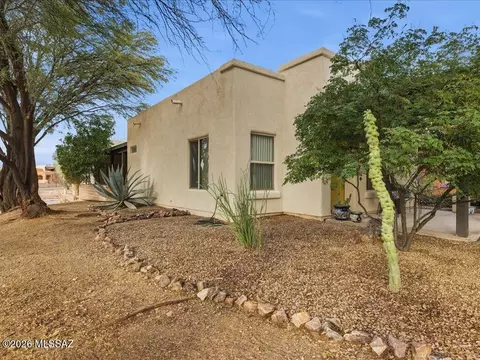 Exterior - 10543 E Seven Generations Way, Tucson, AZ 85747 photo 1 of 8