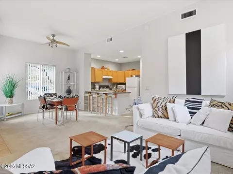 Living - 10543 E Seven Generations Way, Tucson, AZ 85747 photo 1 of 5