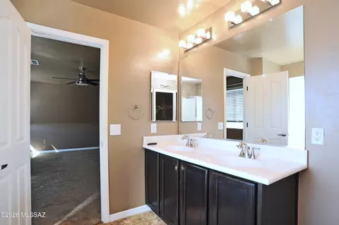 Bath - 4780 E Desert Thorn Dr, Tucson, AZ 85756 photo 5 of 5