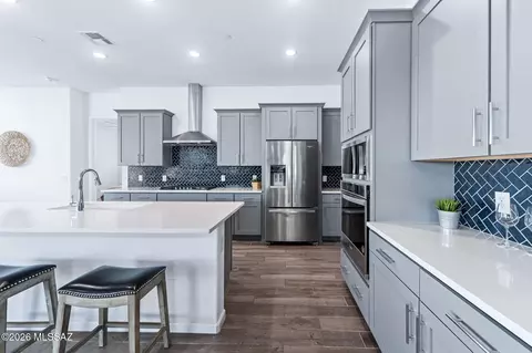 Kitchen - 12764 E Tortoise Pointe Pl, Vail, AZ 85641 photo 2 of 4