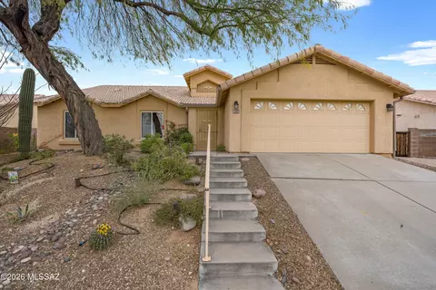851 S Smokey Mountains Rd, Tucson, AZ 85748