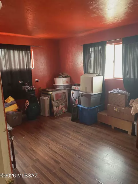 2902 E 24th St, Tucson, AZ 85713 photo 2