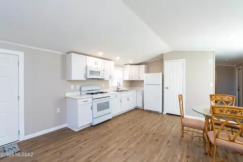 3880 E Astro St, Hereford, AZ 85615 photo 6
