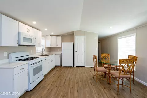 3880 E Astro St, Hereford, AZ 85615 photo 7