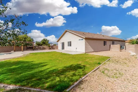 Exterior - 9706 E Sascha St, Tucson, AZ 85748 photo 8 of 12