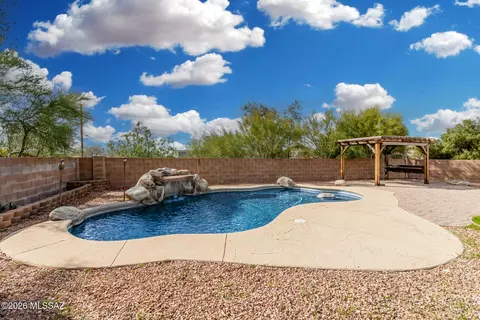 Exterior - 9706 E Sascha St, Tucson, AZ 85748 photo 9 of 12