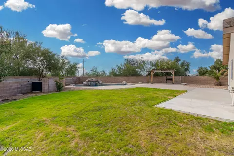 Exterior - 9706 E Sascha St, Tucson, AZ 85748 photo 7 of 12