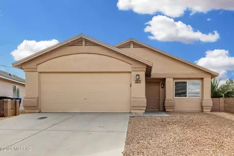 Exterior - 9706 E Sascha St, Tucson, AZ 85748 photo 2 of 12