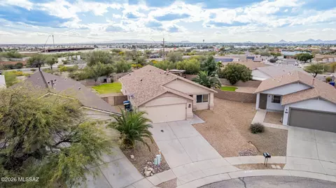 View/Area - 9706 E Sascha St, Tucson, AZ 85748 photo 2 of 13