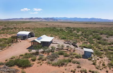 60 S Ac S Cross Creek Rd, Pearce, AZ 85625
