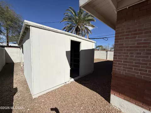 Exterior - 2439 E 8th St, Tucson, AZ 85719 photo 9 of 10